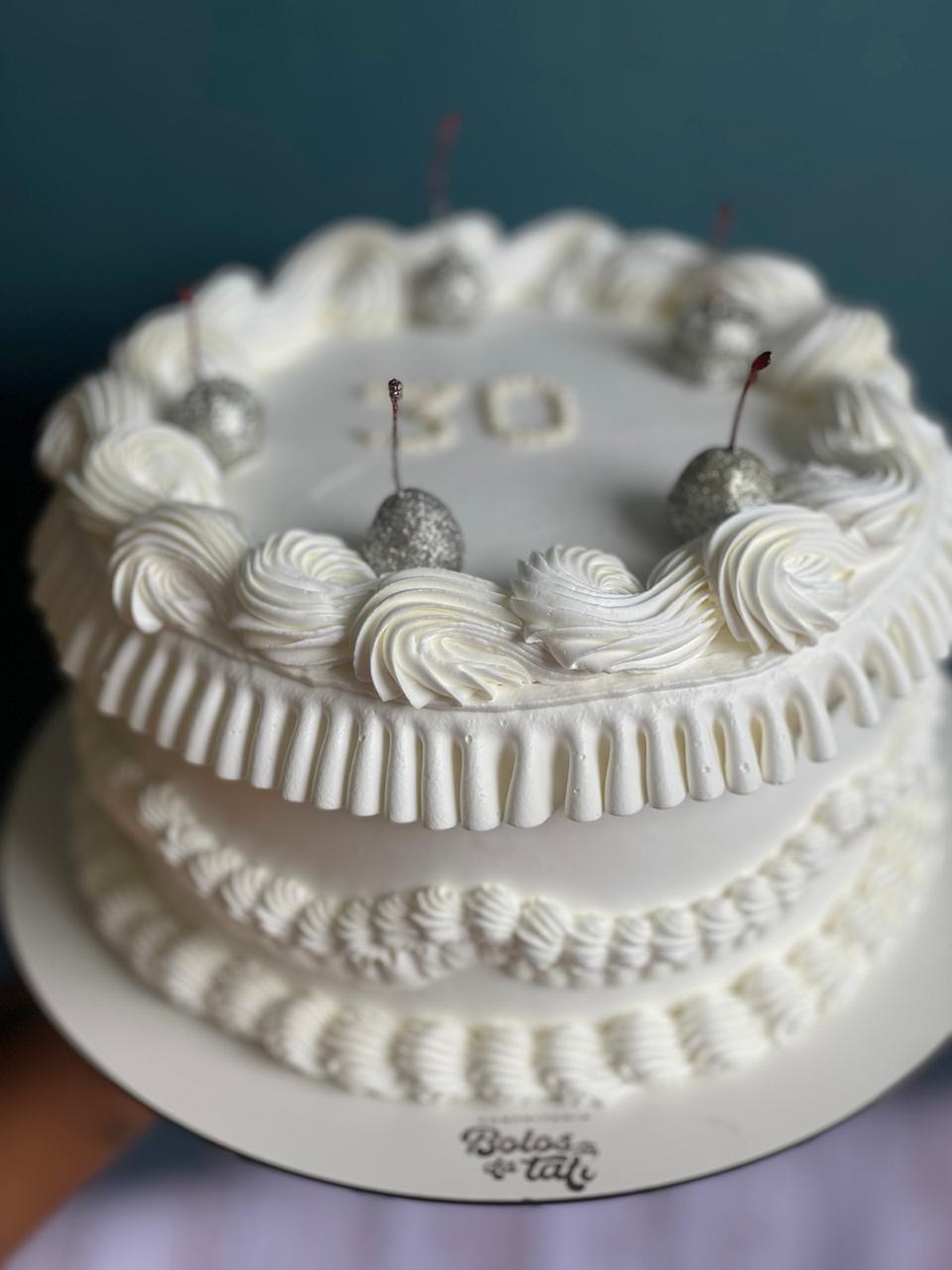 bolo branco